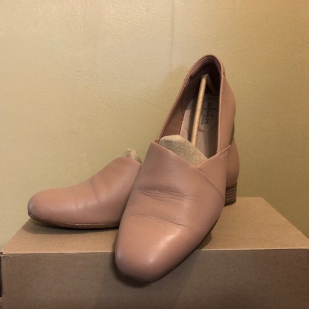 Clarks Juliet Palm Slip On Flats in Praline - 10